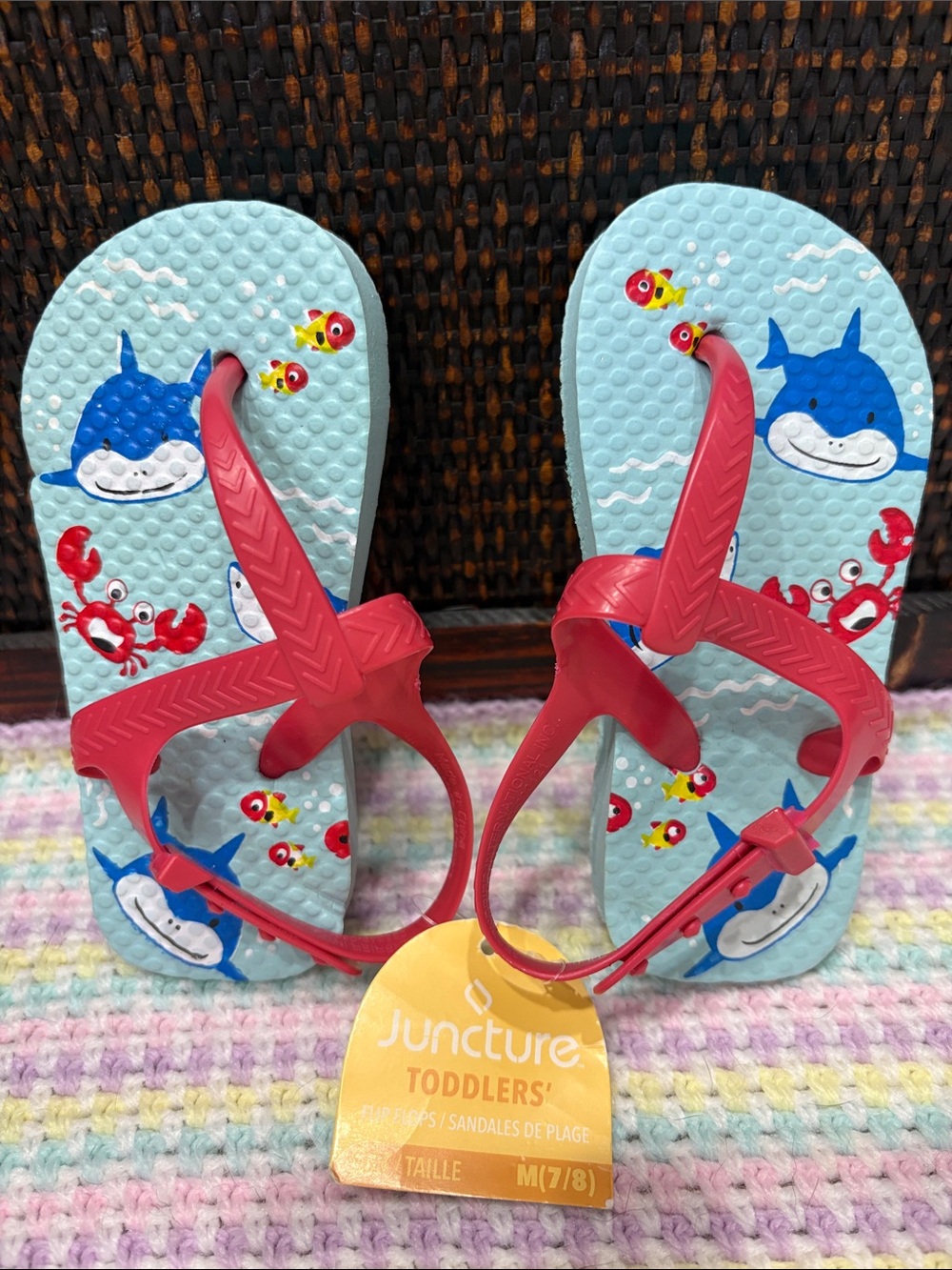 NWT Juncture Kids Flip Flops Toddlers' Light Blue Shark Print Sandals Size M 7/8